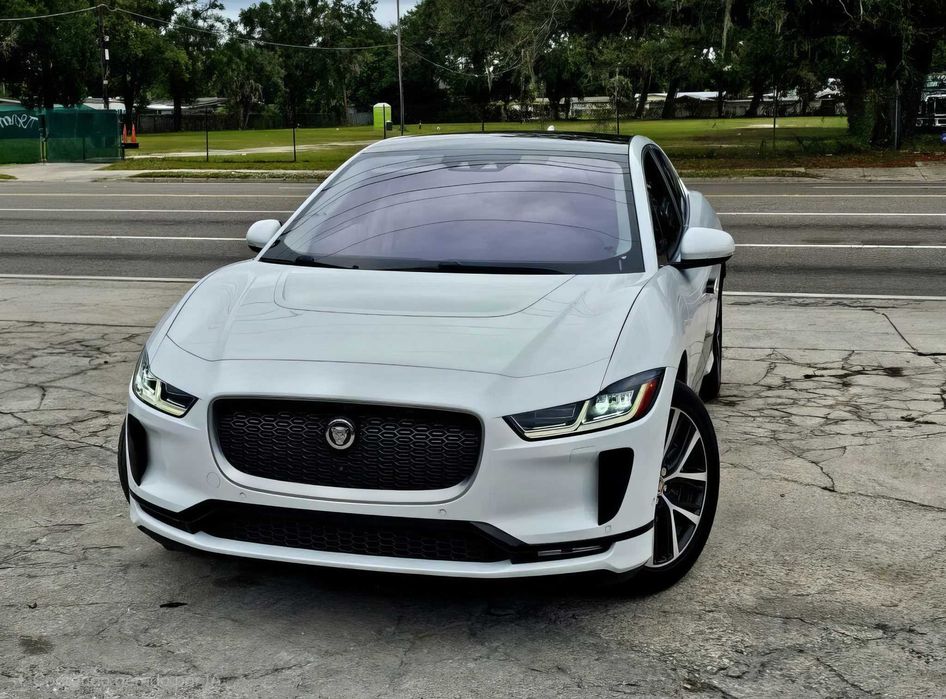 Jaguar I-PACE      2020