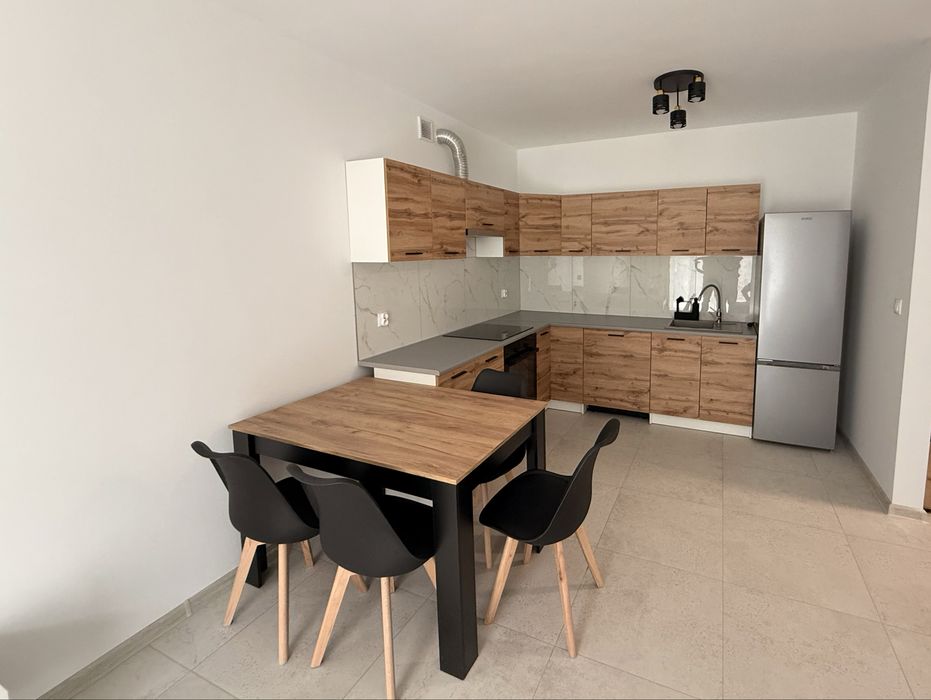 Wynajmę mieszkanie dwupokojowe  40m2 na parterze z tarasem - Teklinów 2B