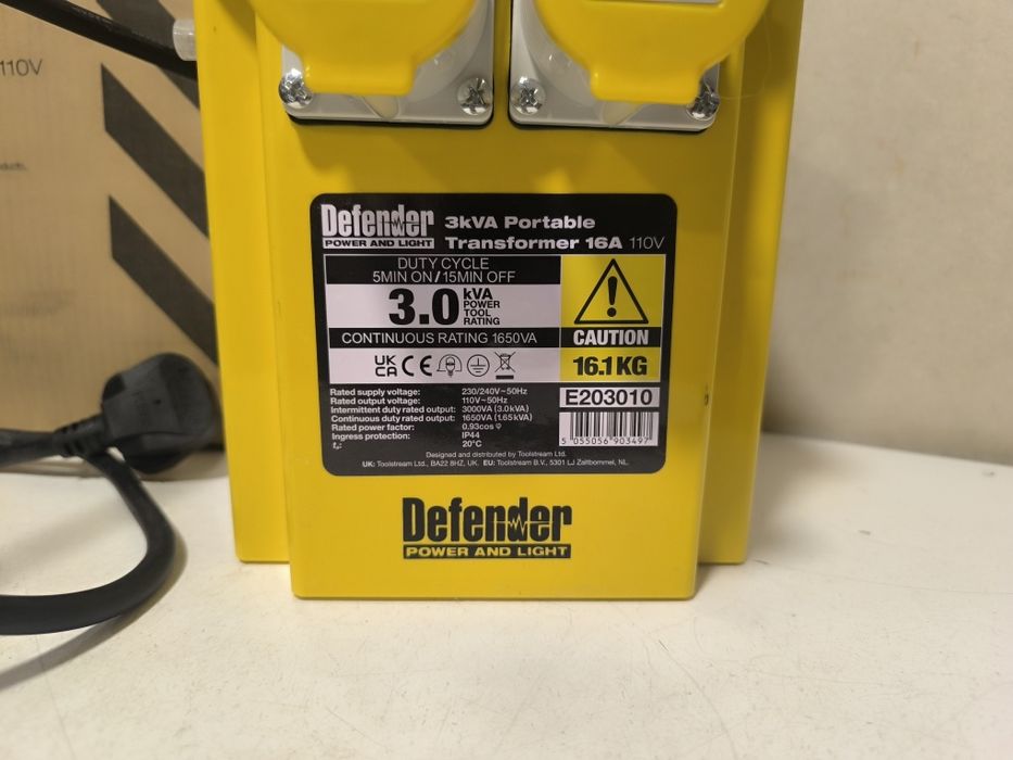 Transformator Defender 230/110v, 3 Kv