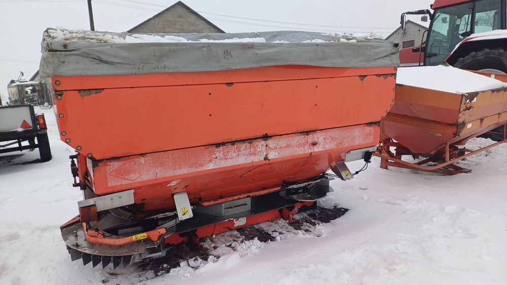 Rozsiewacz kuhn MDS1141W waga