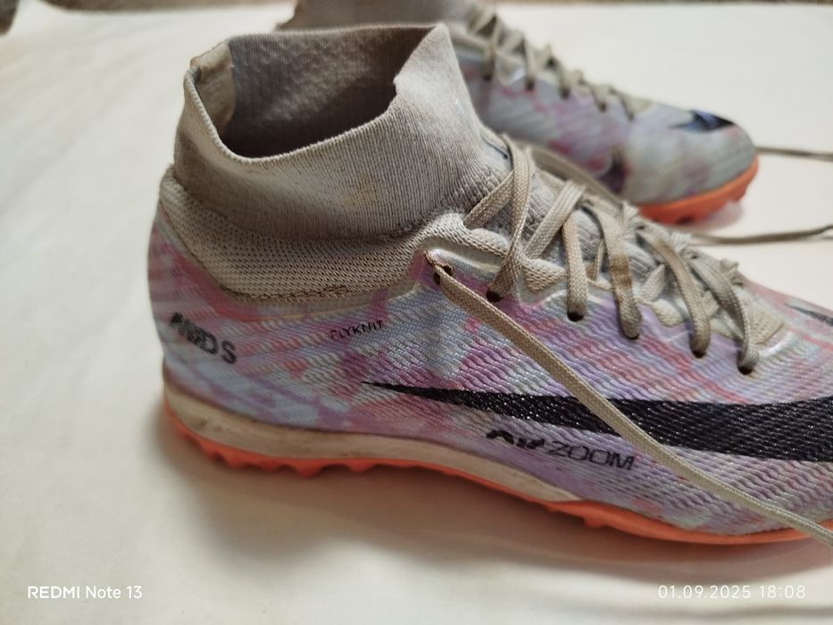 Сороконожки air zoom