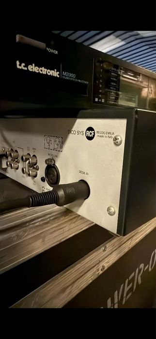 Microfones de Conferência RCF - 6 unidades + Central de controlo