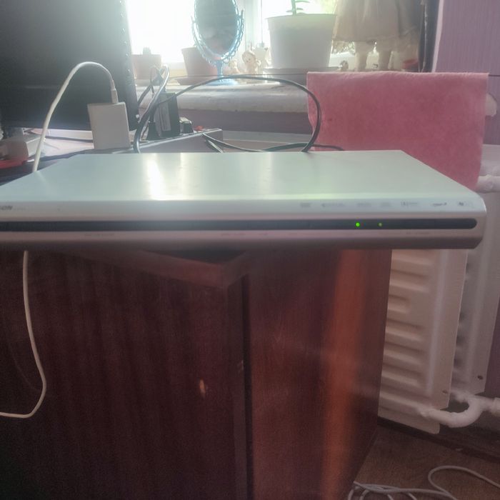 DVD плеер фирма Thomas