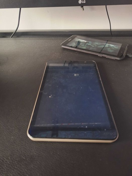 Tablet de 7 polegadas em perfeito estado!!!