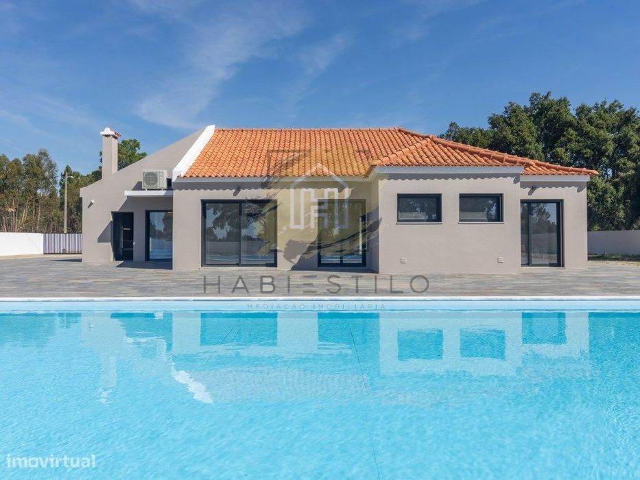 Moradia de Luxo isolada T5 - Quinta do Anjo