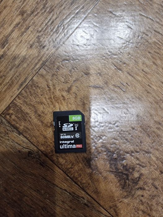 Фотоаппарат Canon EOS-1300D 18-55 IS-II Kit