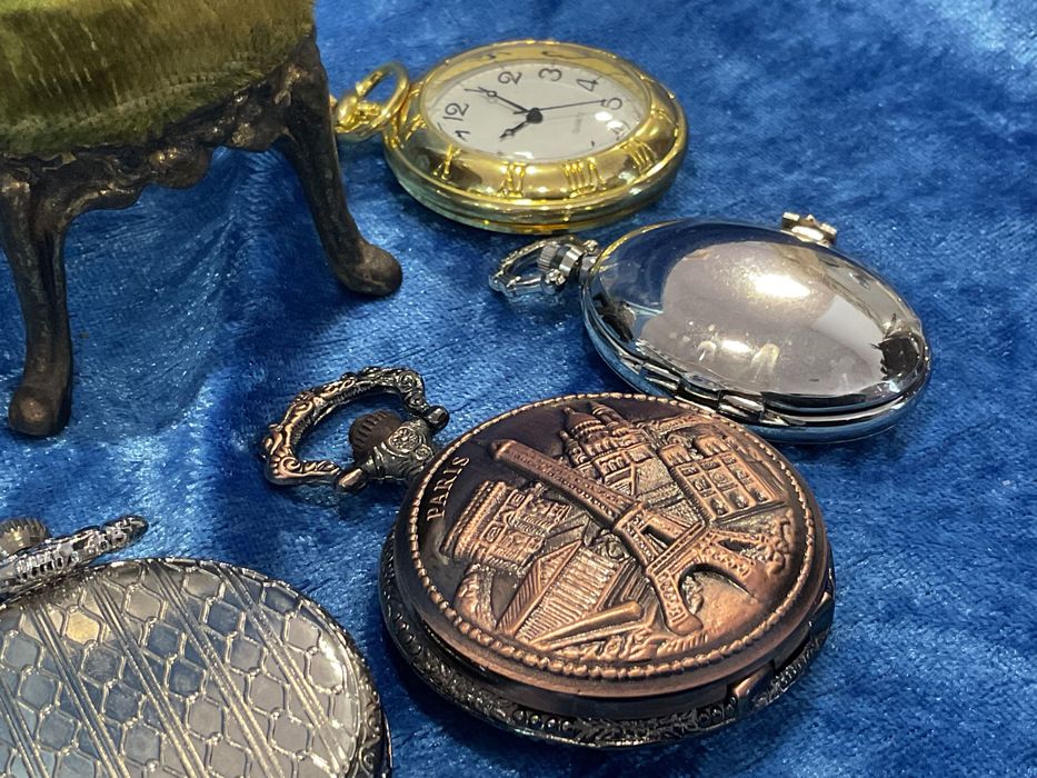 RELOGIOS de bolso de coleção quartz a trabalhar