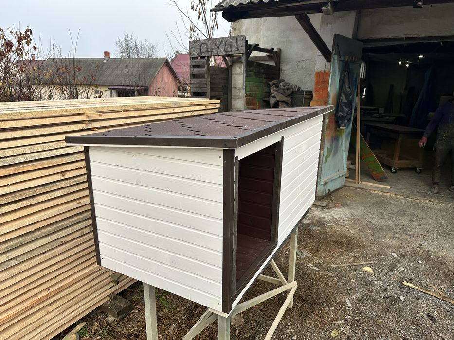 Будка утеплена з тамбуром для лабрадора