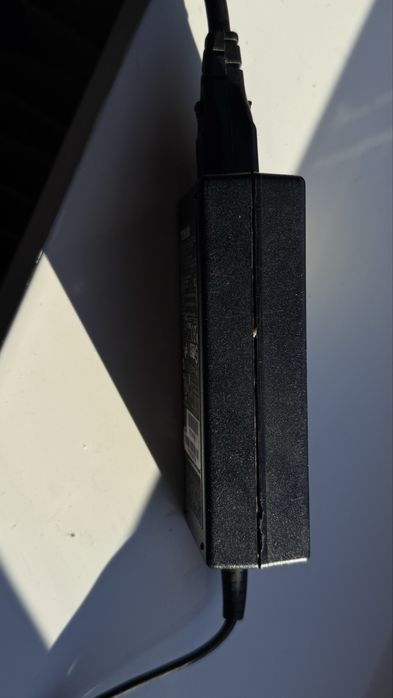 Блок живлення до ноутбука