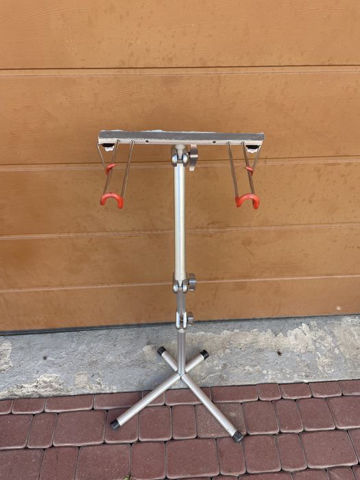 Statyw pod laptopa/macbooka