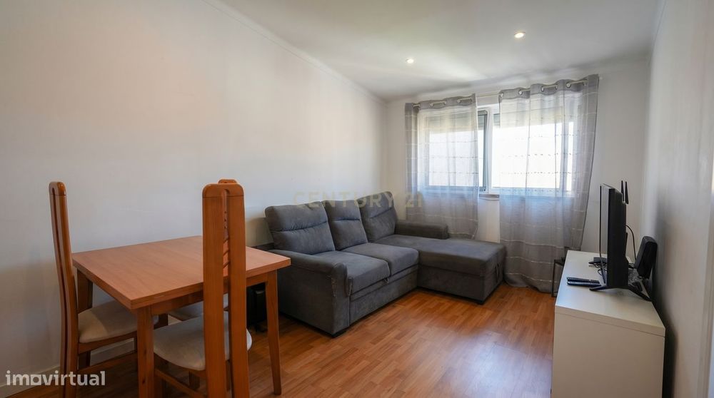 Apartamento T1 Mobilado em Almada