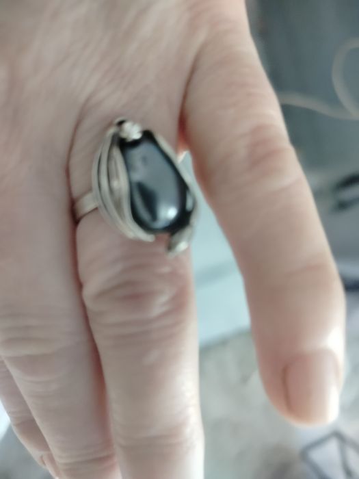Srebrny pierscionek ,oczko hematyt