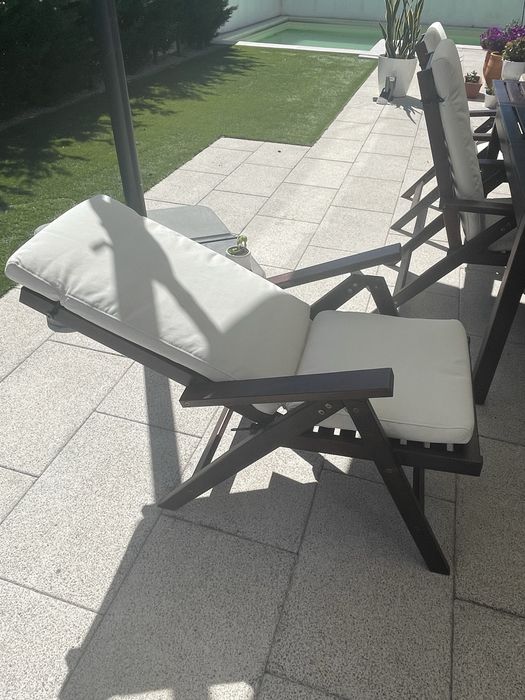 Mesa de Jardim em Madeira + 6 Cadeiras Reclináveis com Almofadas- IKEA