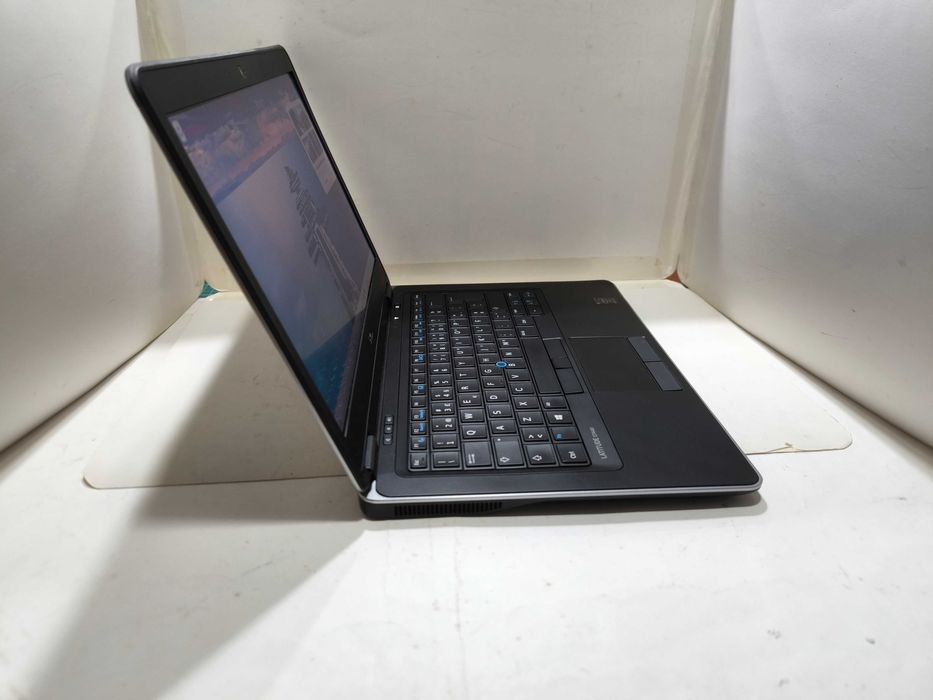 DELL Latitude E7440 i5 SSD 256GB 8GB RAM