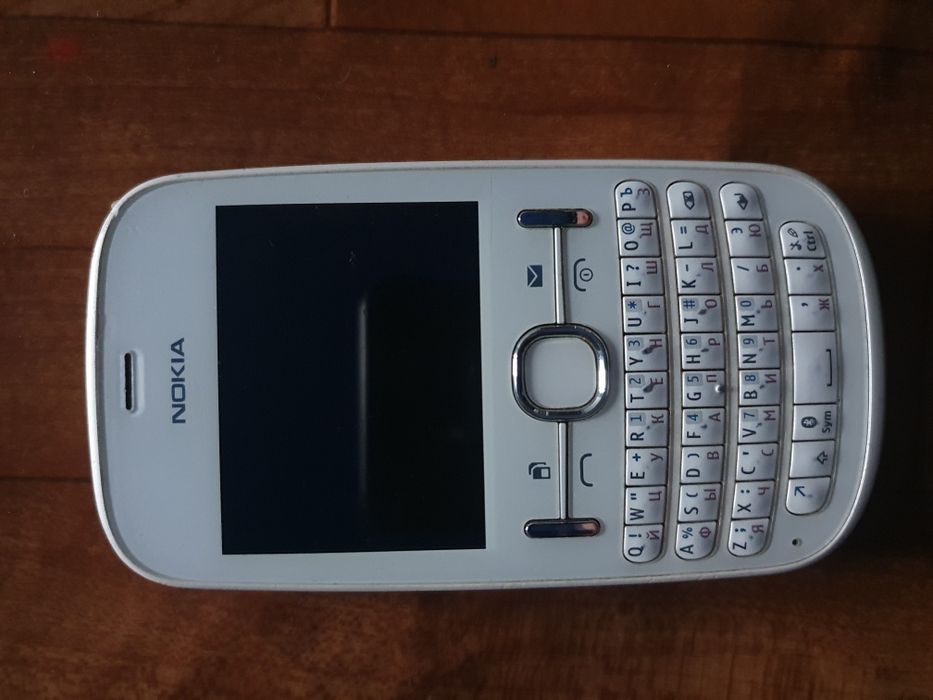 Продам Nokia Asha 200