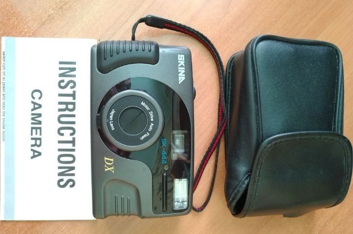 Фотоапарат плівковий SKINA SK-44 гарний стан