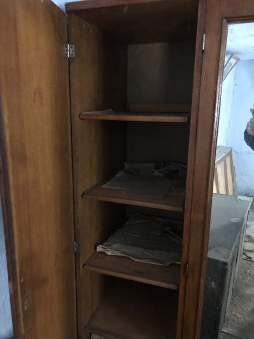 Шкаф зеркалом, шафа, сервант