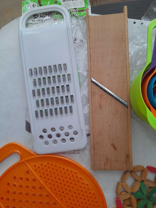 Крышки. формы. подставки под горячее и др.