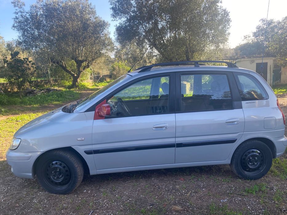 Vendo carro Hyndai Matrix