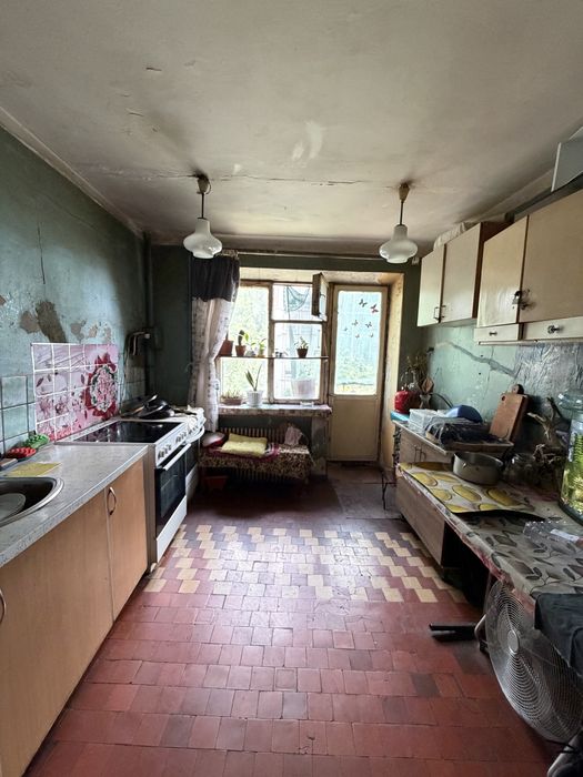 Продаж кімнати в гуртожитку на Кічкасі