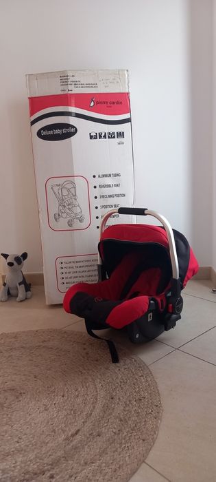 Carrinho de bebé Pierre Cardin
