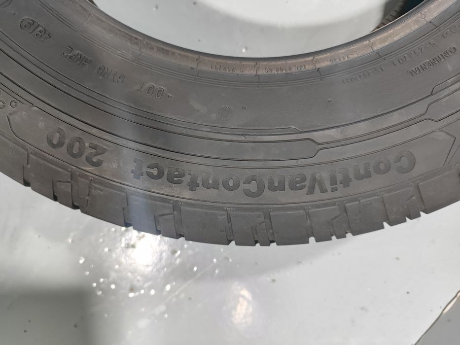 2 pneus semi novos 195-75R16C Continental - Oferta dos Portes