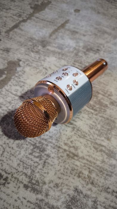 Mikrofon z Głośnikiem Karaoke + Bluetooth
