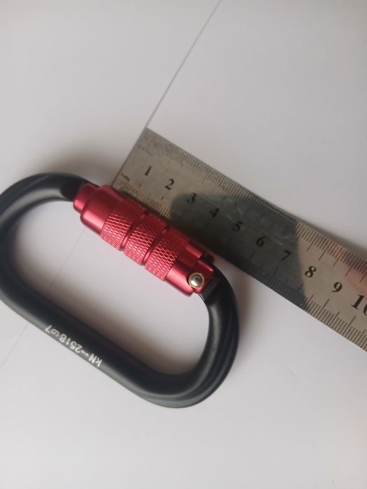 Карабін для кемпінгу