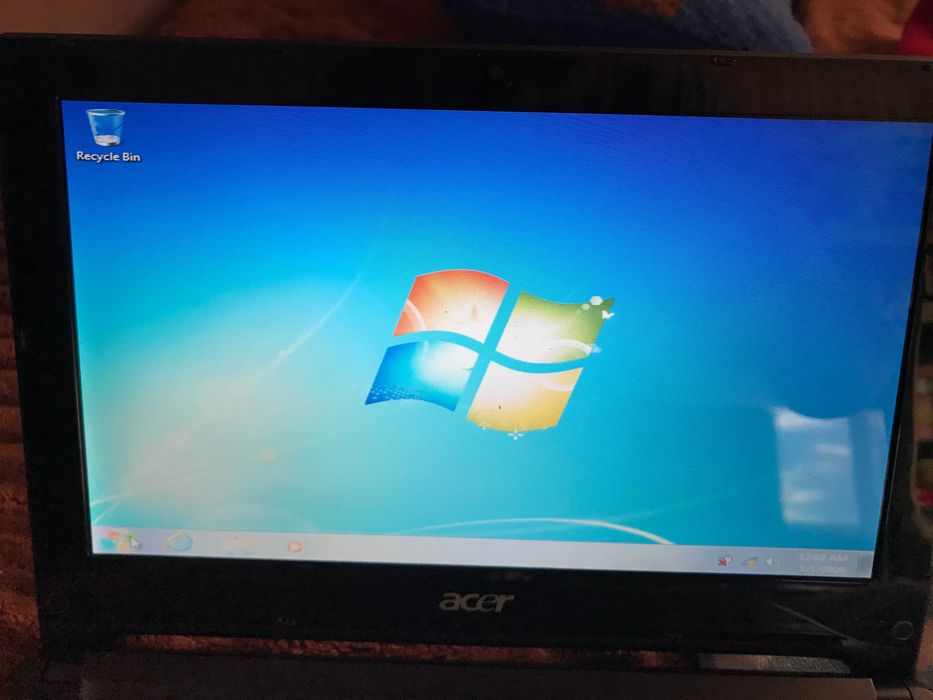 Нетбук Acer One D255