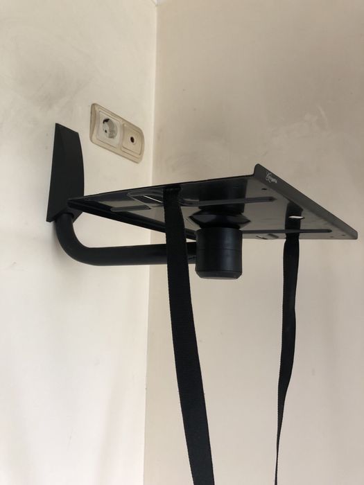 Полка настенная под телевизор