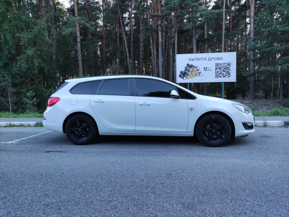 Opel Astra J 1.6d 2015