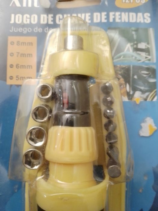 Chave multiusos para parafusos e porcas