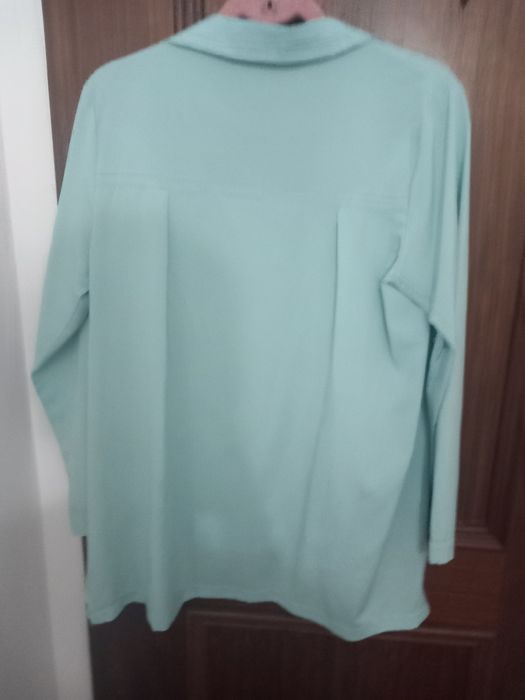 Blusa azul clarinho
