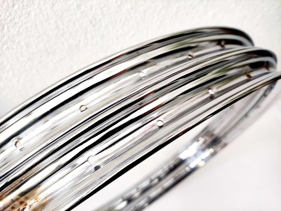 Kultowe obręcze ITALCERCHIO Made in ITALY Chrome 26x1 3/8