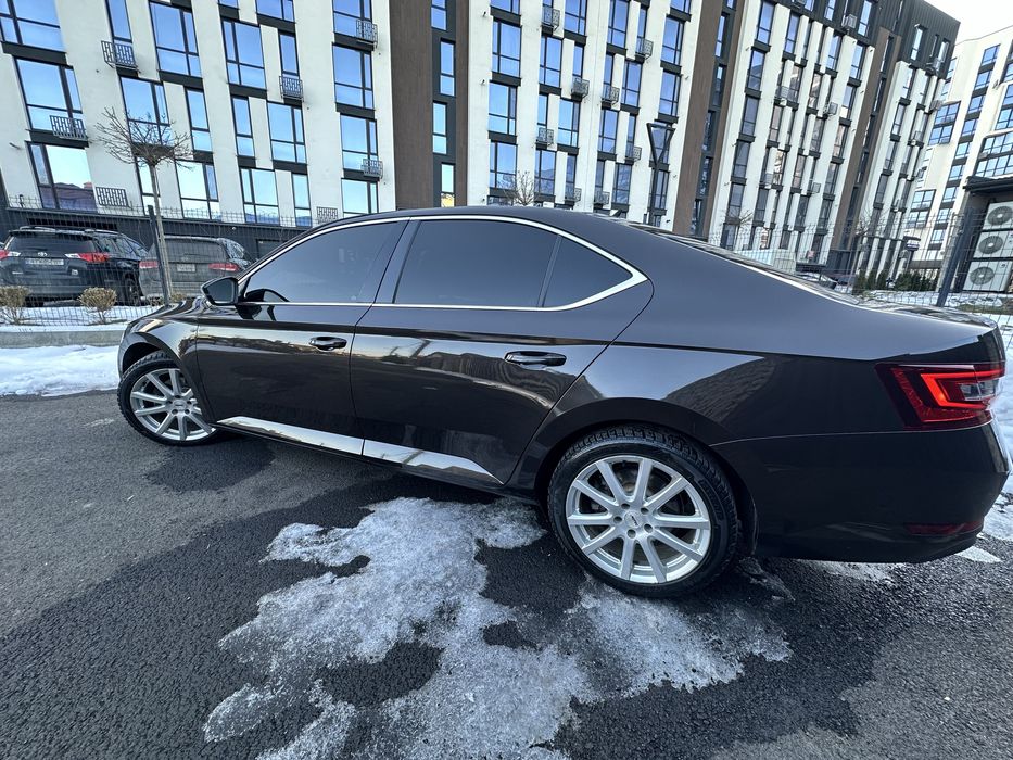 Skoda Superb 2016