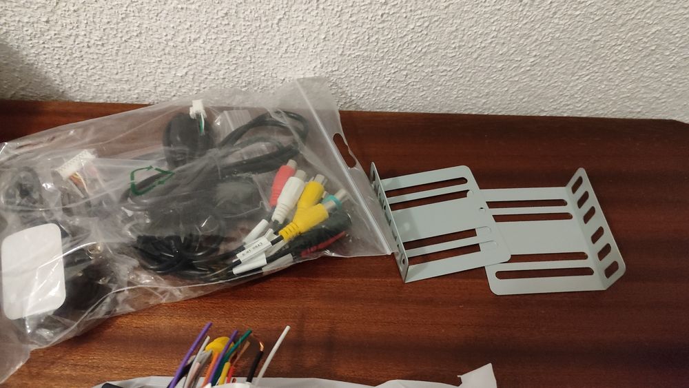 Rádio Android 9" – 1GB RAM / 16GB ROM – Novo, Nunca Usado