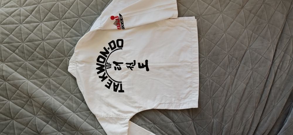 Strój do taekwondo dla dziecka