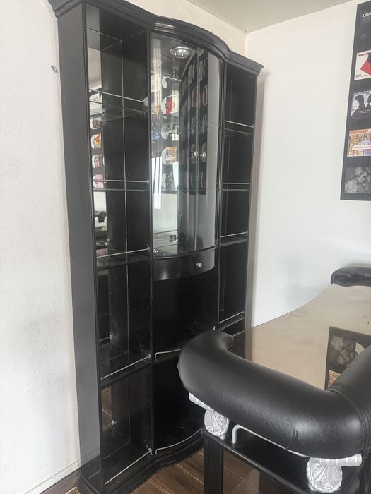Bar de sala em preto