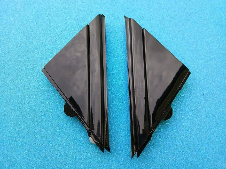 Canto triangulo pilar espelho Fiat 500  1SH17KX7AA e 1SH16KX7AA