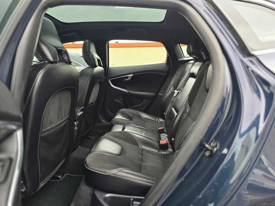 VOLVO V40 D2 R-DESIGN 1.6 115CV "FULL EXTRAS"