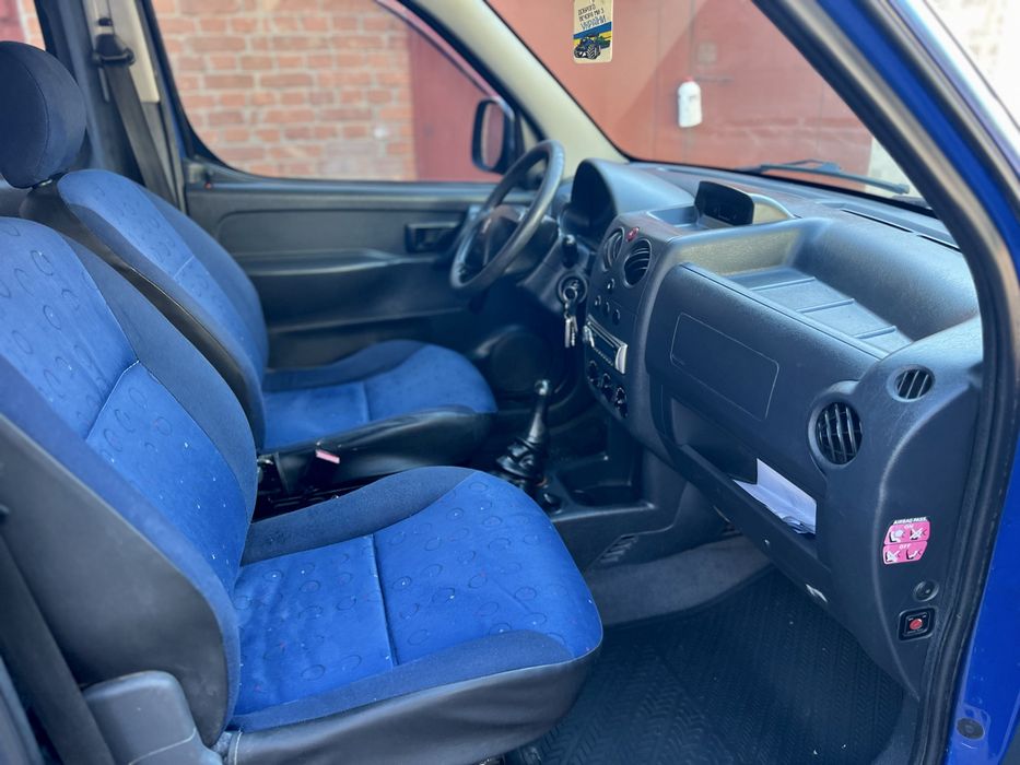 Продам Peugeot Partner