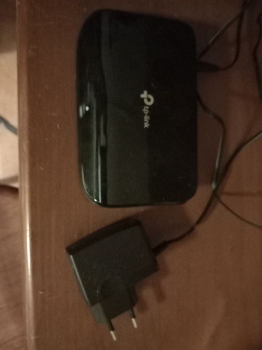 TP-Link network switch64409451396355120