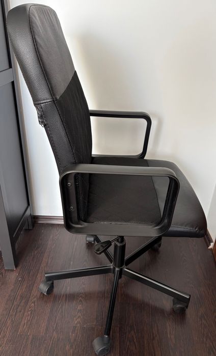 Fotel Biurowy Regulowany