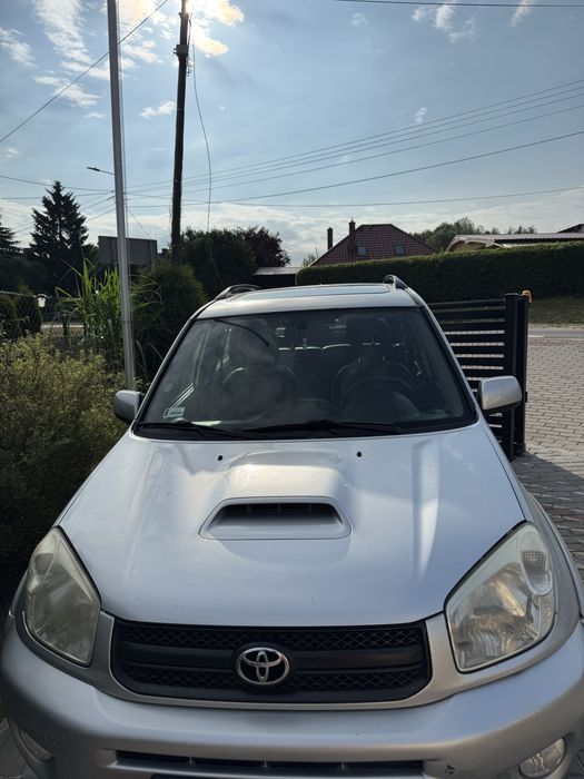 Toyota RAV4 2005 niezawodna