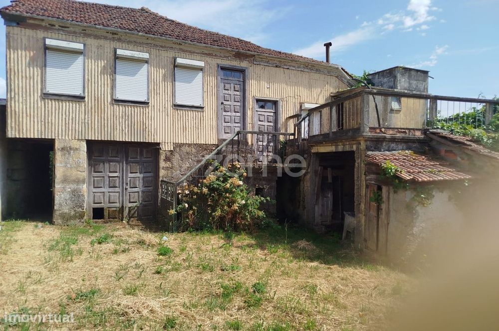 Moradia, Castro Daire