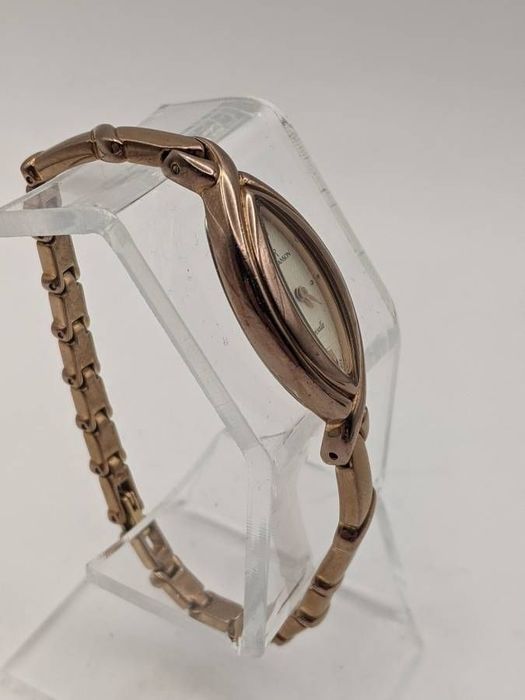 Годинник жіночий позолочений ROMANSON RM4106L