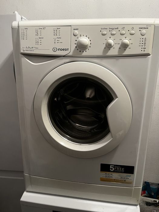 Máquina da roupa Indesit + Frigorifico Indesit