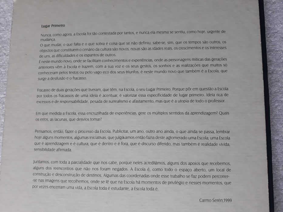 Livro "Auto Retrato da Escola Secundária Augusto Gomes"