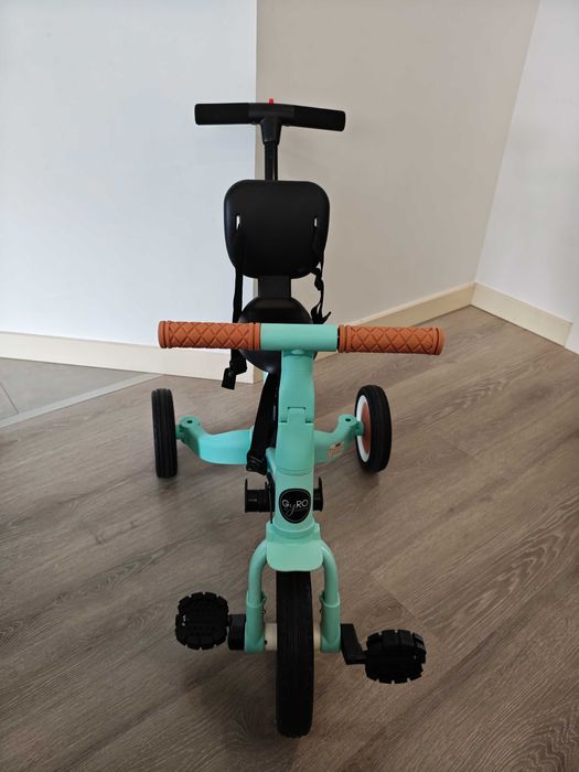 Triciclo Multifuncional Gyro Mint