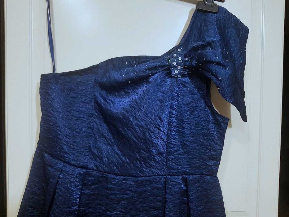 Efektowna granatowa sukienka ciekawy fason Sylwester 42 Nowa